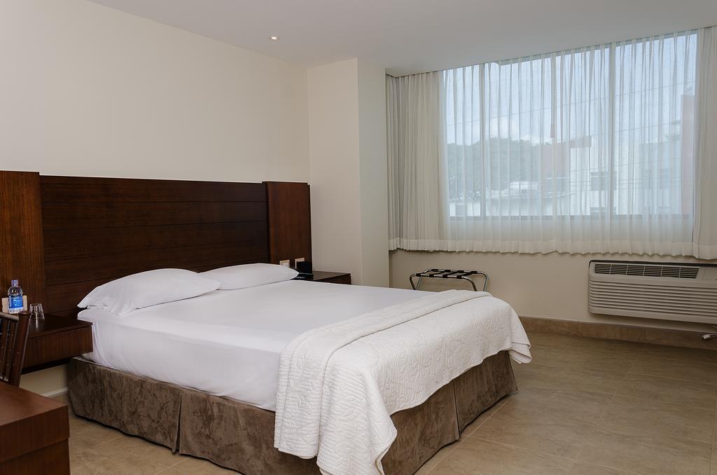 Hotel Marcelius Guayaquil Esterno foto