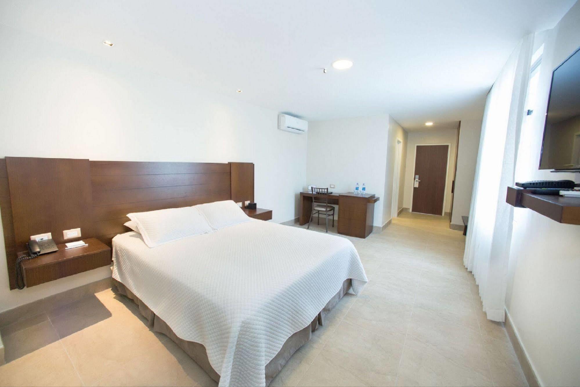Hotel Marcelius Guayaquil Esterno foto